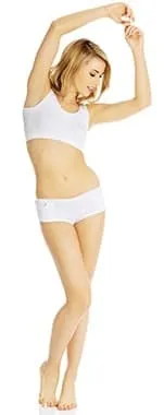 femme blanche en petite tenue et les bras en l'air sur un fond blanc femme blanche en petite tenue et les bras en l'air sur un fond blanc