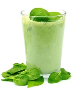 verre rempli d'une boisson a base de poudre verte - WeightWorld