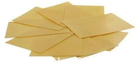 ensemble de patchs minceur beiges sur un fond blanc